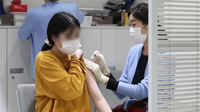 韩国已有94人接种流感疫苗后死亡：超八成是老人 政府未叫停