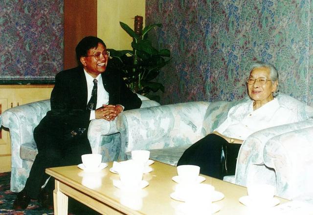 十年寄哀思——怀念杨德炎先生