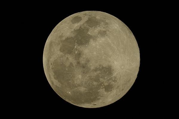 不同焦距下 月亮有多大