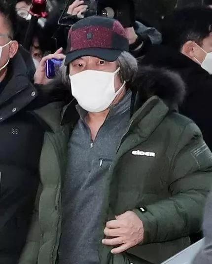 韩国“人间恶魔”赵斗淳出狱！放虎归山，实际上是过街老鼠