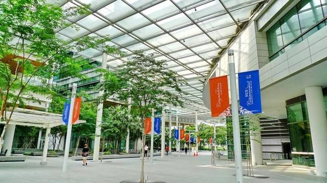 亚洲高校“最新”排行榜，新加坡国立大学蝉联榜首，清华进步2位