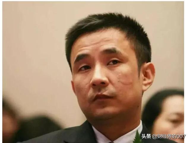 负债百亿，却带60亿和女明星出逃！揭秘京城最大的地产商沉浮录