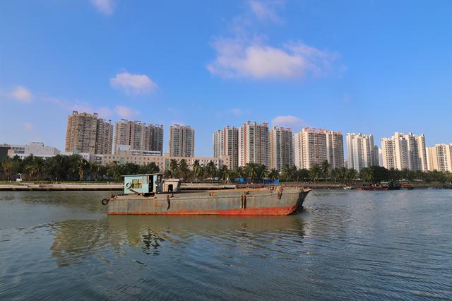 环岛自驾，去三亚赴一个碧海蓝天