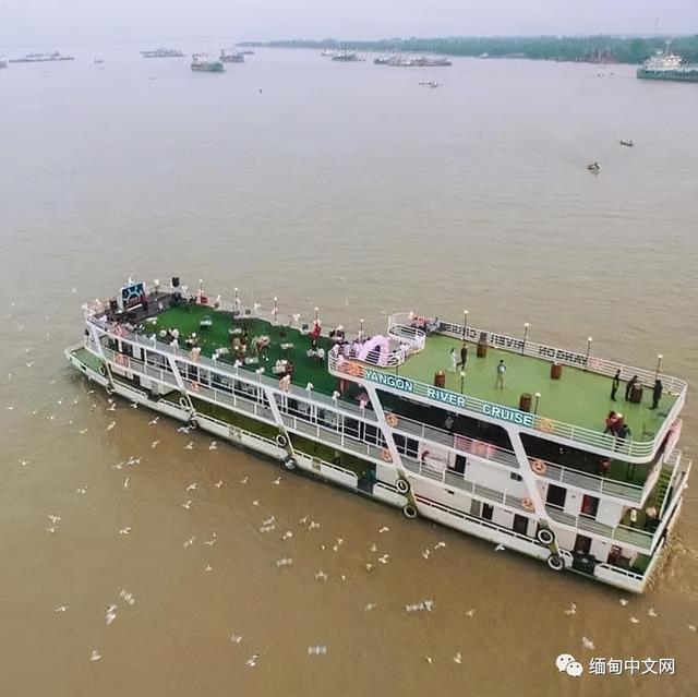 坐飞机观光？缅甸航空公司玩出新鲜花样，没想到，日本更会玩