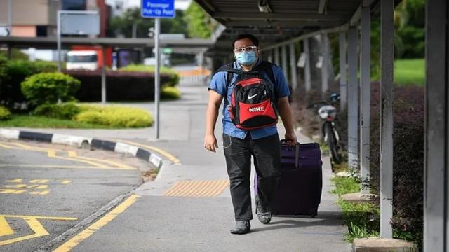 新加坡9个月近16万人失业，90%是外国人