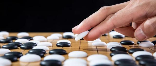 棋圣刘立荣，输掉金立的棋局