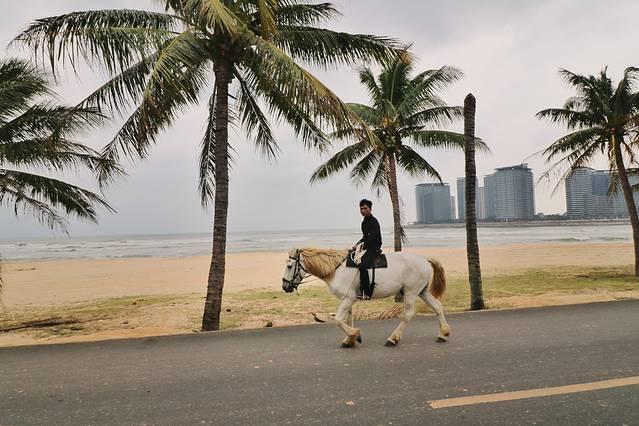 环岛自驾，去海南赴一个碧海蓝天