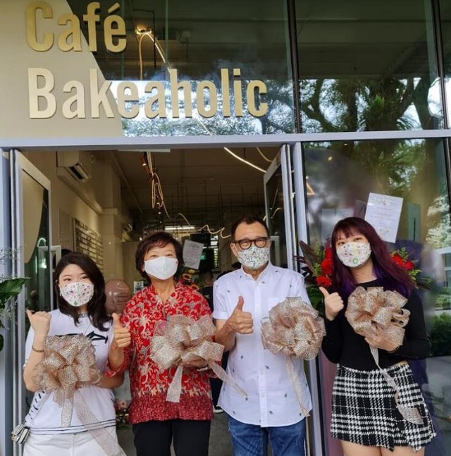 许绍雄为女儿新加坡投资咖啡厅 感激前议员李美花帮忙