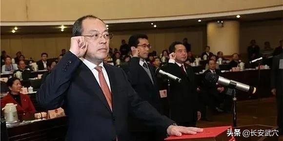 从武汉市委书记至云南省委书记仅用了9年时间，阮成发的讲话给出了答案！