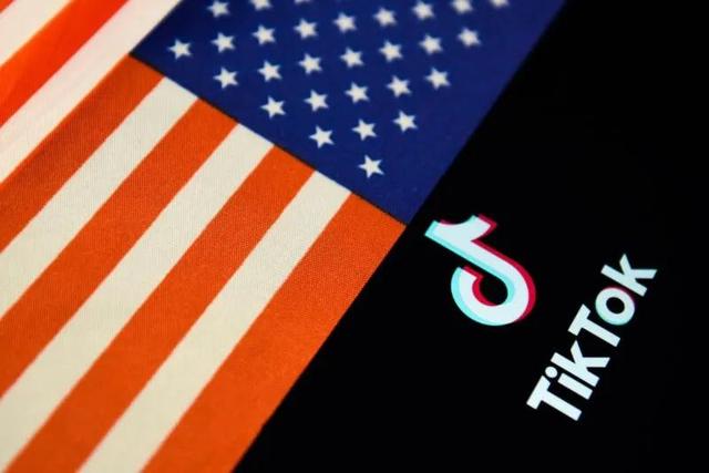 偶发事件TikTok，撞开的北美短视频十年