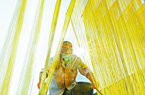 探秘广安九龙包氏空心面