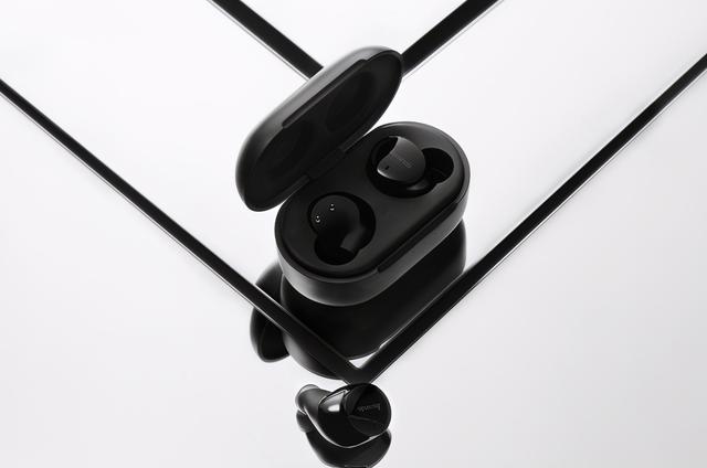 真无线降噪耳机！王者只有AirPods Pro和它？