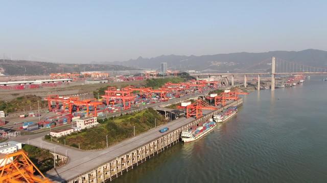 当印度辣椒、德国牛油、新西兰毛肚遇到重庆火锅
