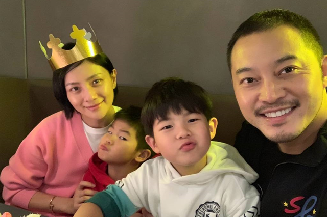 胡可自曝当街揍安吉：明星妈妈们，都是如何管娃的？