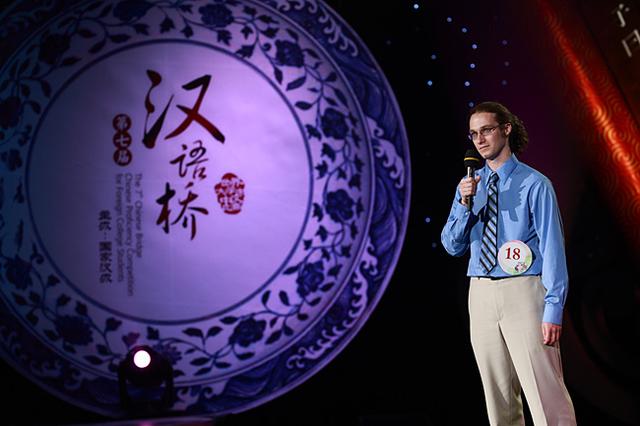日文源于中国汉字，为何日语和汉语却是两种语言体系