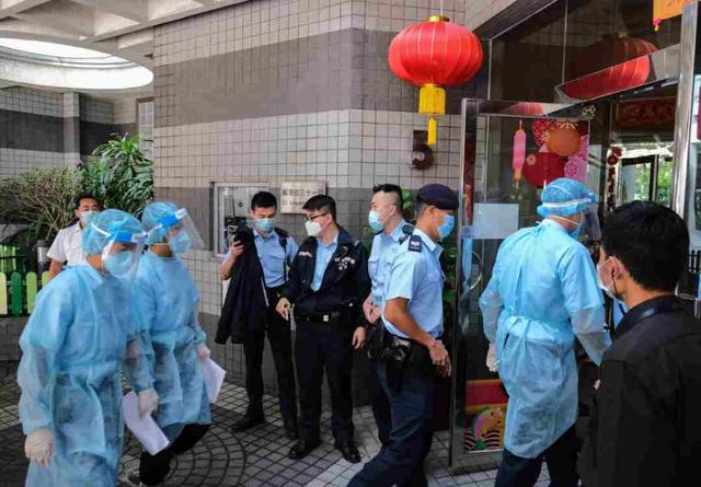 香港不能只是在中西方之间做个“跑堂”丨香港一日