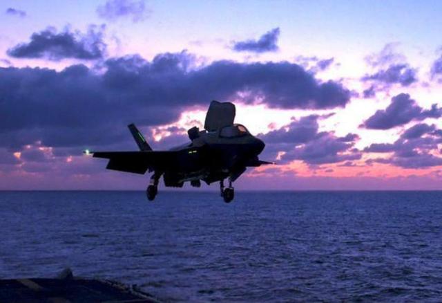 F-35是一架烂飞机！美国防长离任前说出心里话，大骂肥电战机