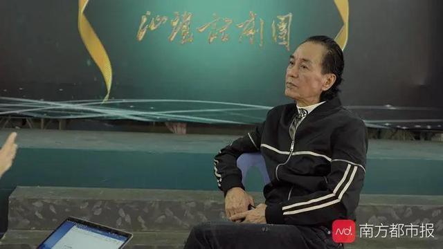 这个河北人花4年学会潮汕话，拍出了顶流神剧，还成了潮汕大明星