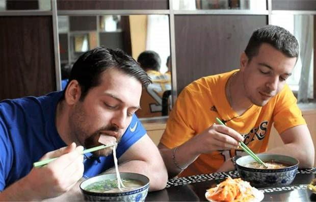 中华第一面馆：鼎盛时门店数是肯德基3倍，年营业额超800亿元