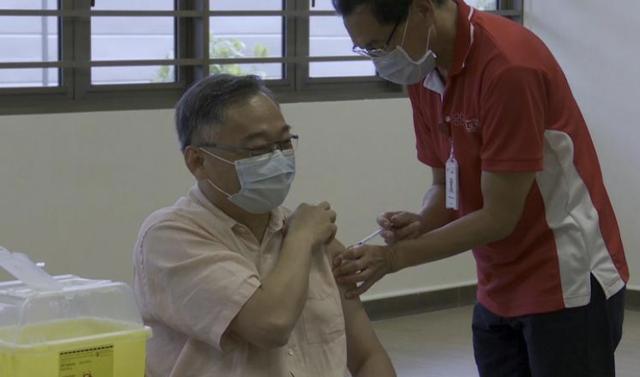 新加坡政府鼓励全民接种新冠疫苗