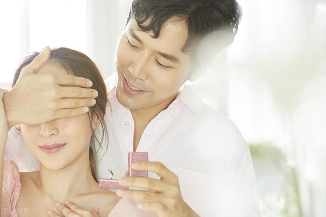 故事：结婚3年，总裁对她疏离冷漠，离婚后却想方设法要追回她