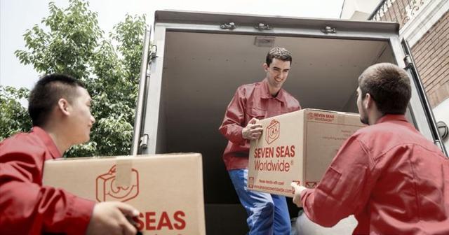 成都国际搬家公司，海运到英国2立方物品整柜搬家也划算