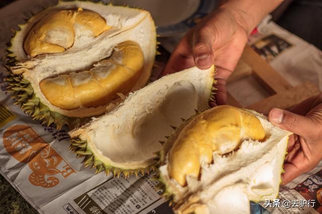 泰国唐人街，中国游客最爱买榴莲，你知道泰国榴莲的产业吗？