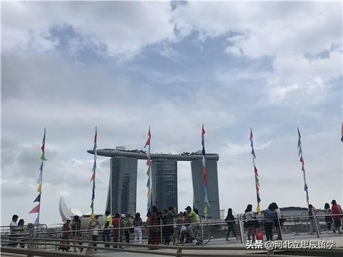 新加坡教育部：暂停所有学校的户外高空活动