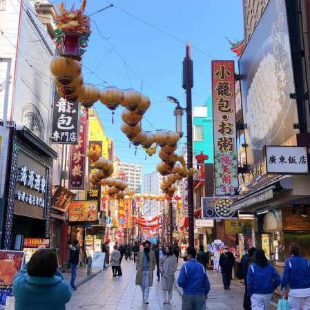 日本寒冬过年 游子糕点寄情