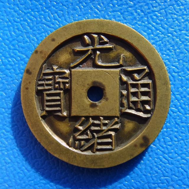 珍泉雕母沉浮记