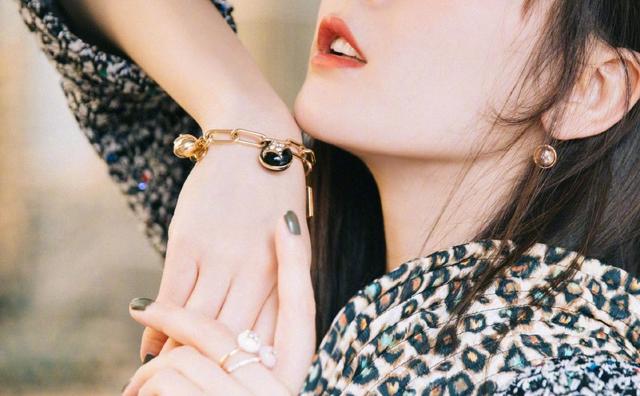 设局强娶？顶级贵女爱马仕是怎么甩掉腹黑桃花LV的？