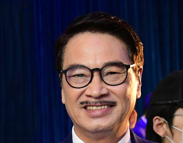 吴孟达生前已立遗嘱，优待现任太太及最小子女，月付百万养三个家