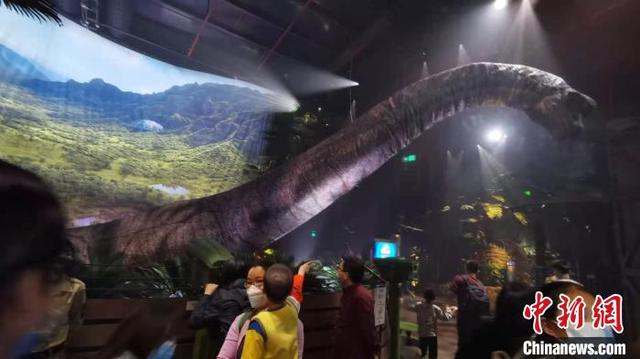 《侏罗纪世界电影特展》登陆广州 大年初一正式开幕
