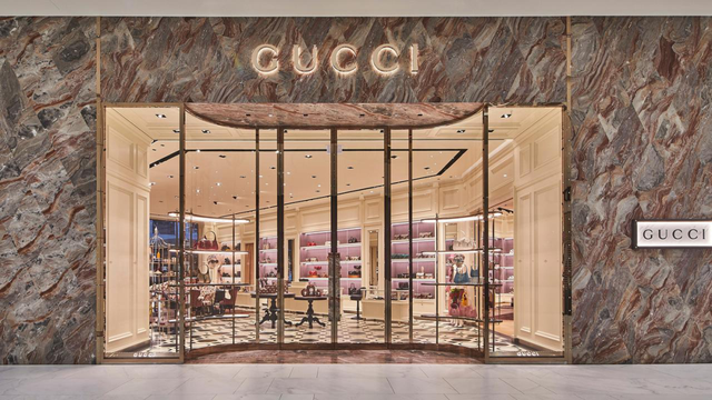 巨头拉力赛：优衣库、GU加码童装，Gucci、Buerberry、欧莱雅混战美妆 | 一周全球观察