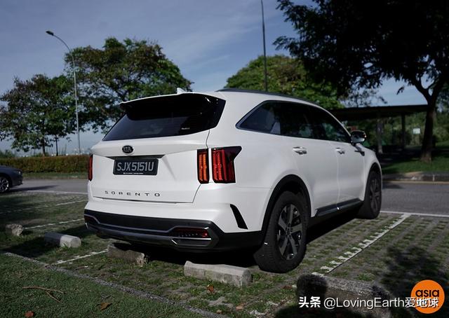 全新换代起亚索兰托：可以周末轻度越野的城市通勤7座SUV