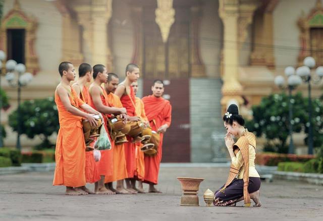是男人就不要Sawatdee Ka