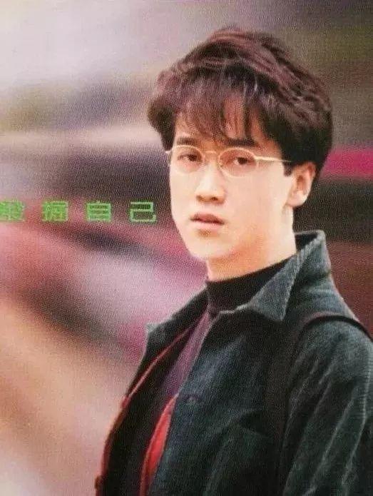 心酸！“情歌教父”血泪奋斗史：多次被雪藏，事业巅峰又得怪病