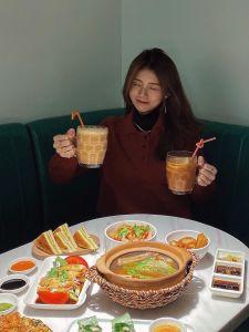 请所有兄弟姐妹移步去晓南洋·Bar·新加坡料理，尝尝海南鸡、咖椰吐司