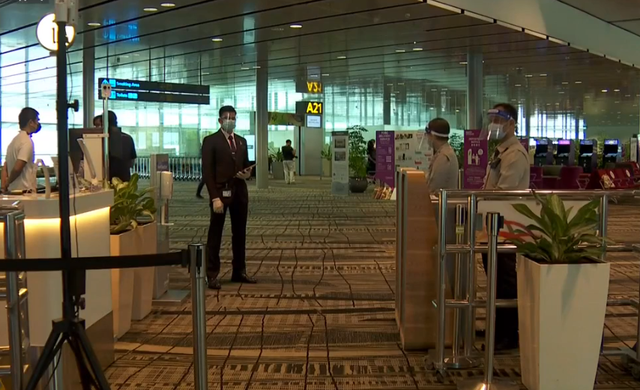 新加坡回国航班连遭熔断、一地四个月无回国机票