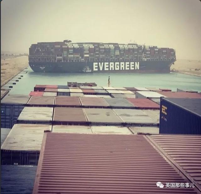 活久见！台湾20万吨货轮在苏伊士运河卡住了！瞬间大堵船，油价都涨起来了