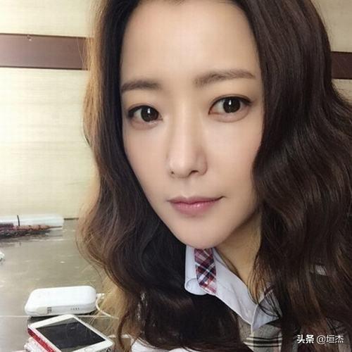 金喜善曾被经纪人骗遭拍不雅照，黎明不惜背叛舒淇与她藕断丝连