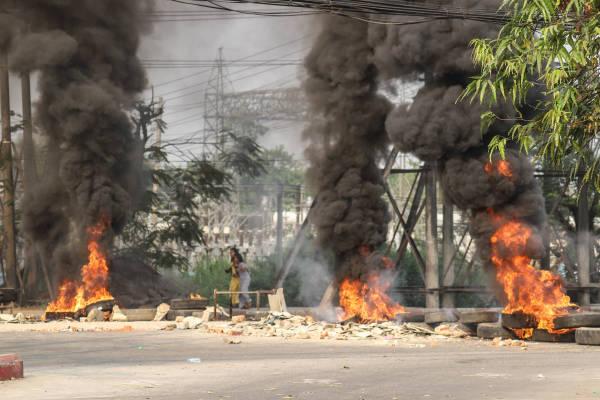 美国制裁缅甸2名军警官员与部队，缅方：与亚洲国家的长期合作将持续