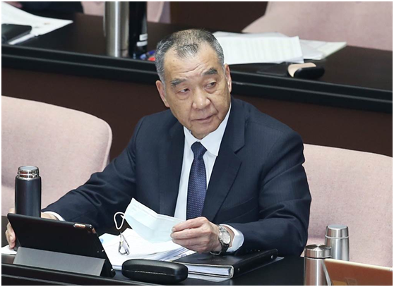 「补壹刀」台新“防长”：解放军“打多久陪多久！”此话当真？