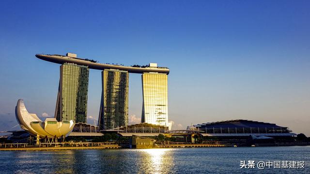 全球最美50大建筑揭晓，新加坡滨海湾金沙酒店荣获第二名