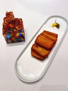 瞬间被治愈！龙虾汤海皇泡饭、新加坡辣椒蟹，每次都吃到光盘