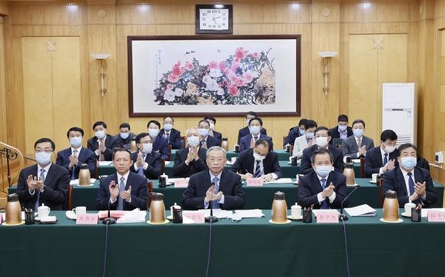 闪电深1度｜94个重点项目、百余亿美元投资总额背后的“山东机遇”