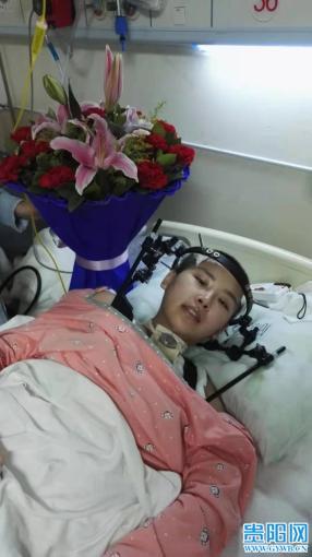 贵阳海归女孩遇车祸高位截瘫 逆境中的她涅槃重生