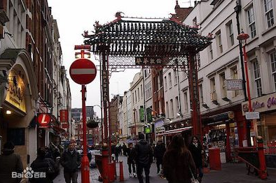 身处伦敦的唐人街却感觉像是在国内的大街上溜达