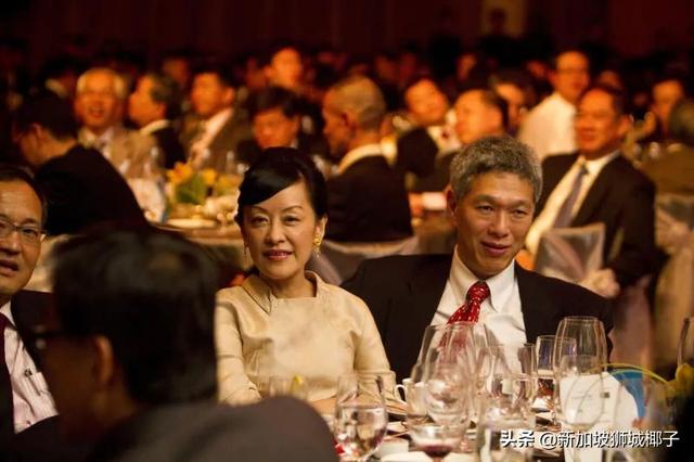 新加坡国父李光耀儿媳林学芬，被吊销律师执照后改行做这个