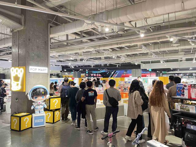 泡泡玛特韩国二号店开业，中国潮流文化加速输出